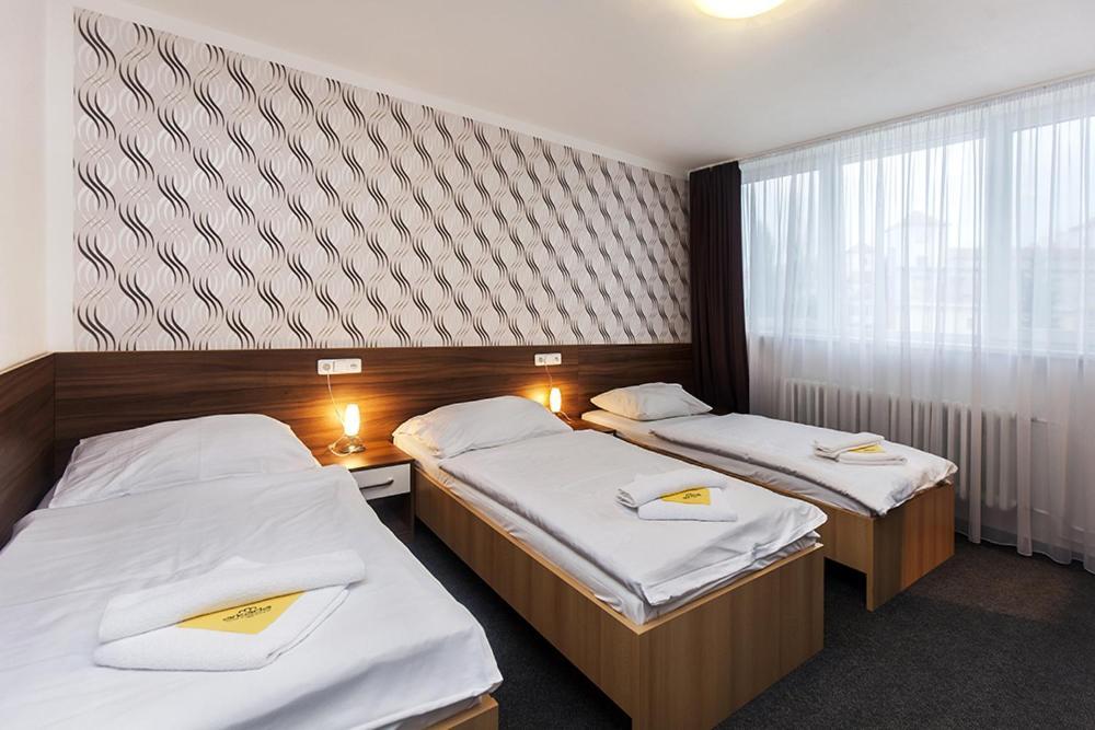 Arkada Hotel Bučovice Exterior foto