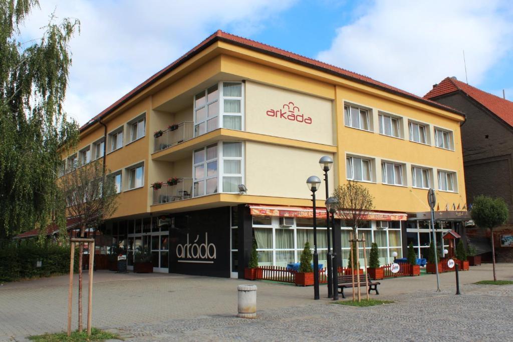 Arkada Hotel Bučovice Exterior foto